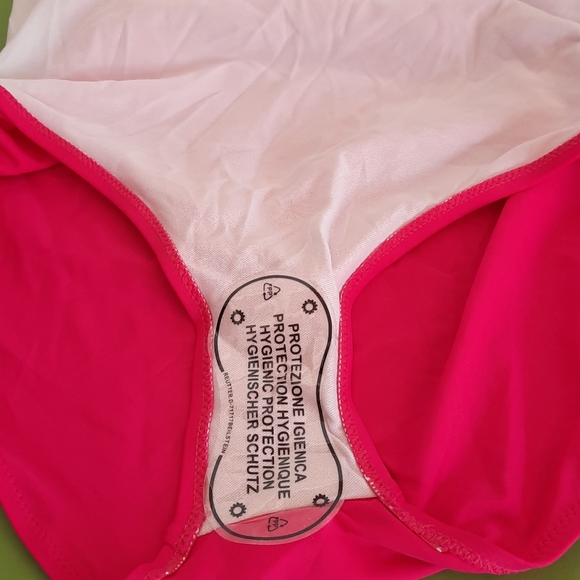 2 Peice  Swim Suit NWOT. SIZE XL - Picture 7 of 14